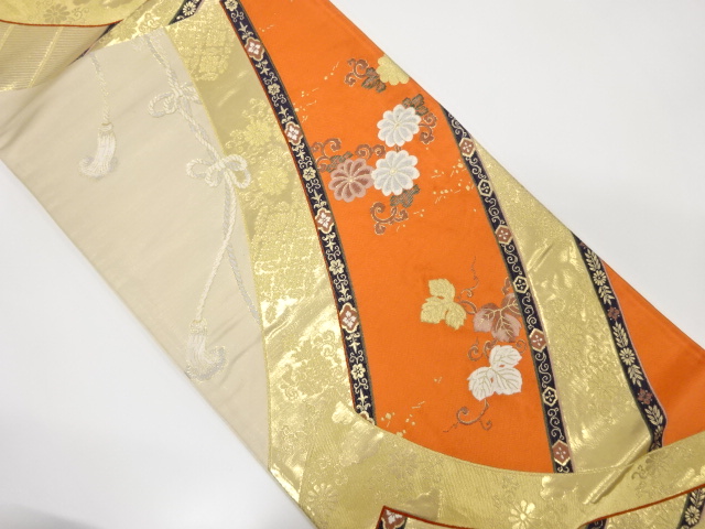几帳に菊唐草模様織り出し　袋帯